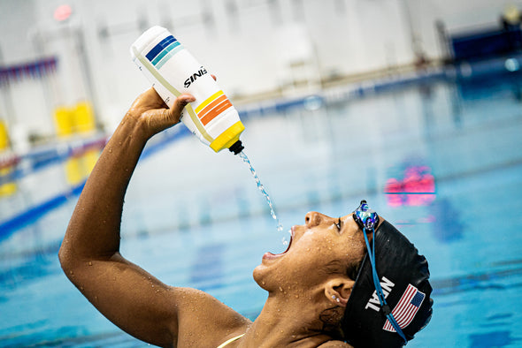 FINIS® TEAM WATER BOTTLE | 32 OZ WATER BOTTLE